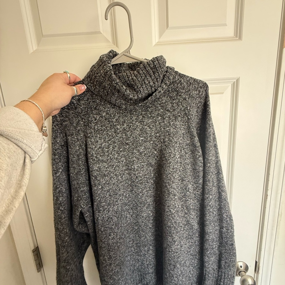 Old Navy Cozy Gray Turtleneck Sweater